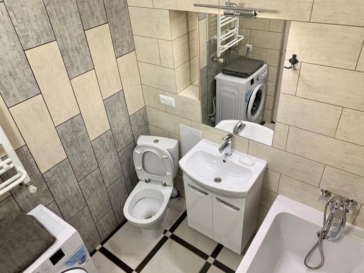 Apartment For You Ivano-Frankivsk Buitenkant foto